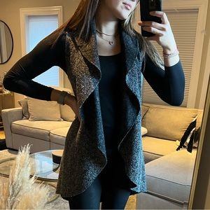 GREY/BLACK SWEATER VEST
